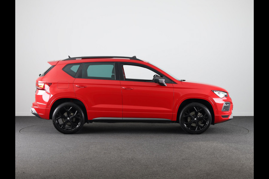 Seat Ateca 1.5 TSI 150 pk FR Business Intense DSG | Panoramadak | 19 inch | Beats Audio | Navigatie |  Parkeersensoren incl Park-assist | Stoelverwarming