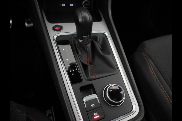 Seat Ateca 1.5 TSI 150 pk FR Business Intense DSG | Panoramadak | 19 inch | Beats Audio | Navigatie |  Parkeersensoren incl Park-assist | Stoelverwarming