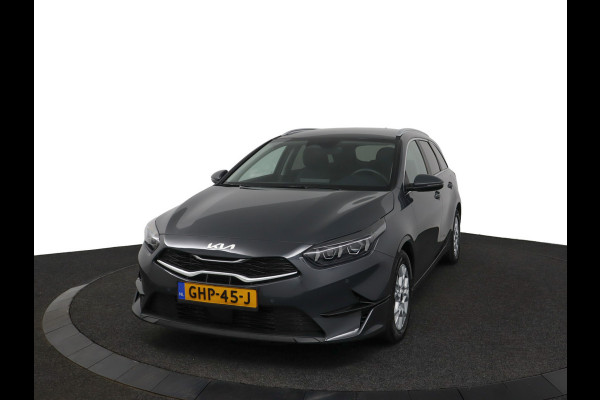 Kia Ceed Sportswagon 1.5 T-GDi DynamicPlusLine Apple Carplay/Android Auto - Cruise Control Adaptief - Dodehoekdetectie - Navigatiesysteem - Stuur/Stoelverwarming - Fabrieksgarantie tot 08-2031