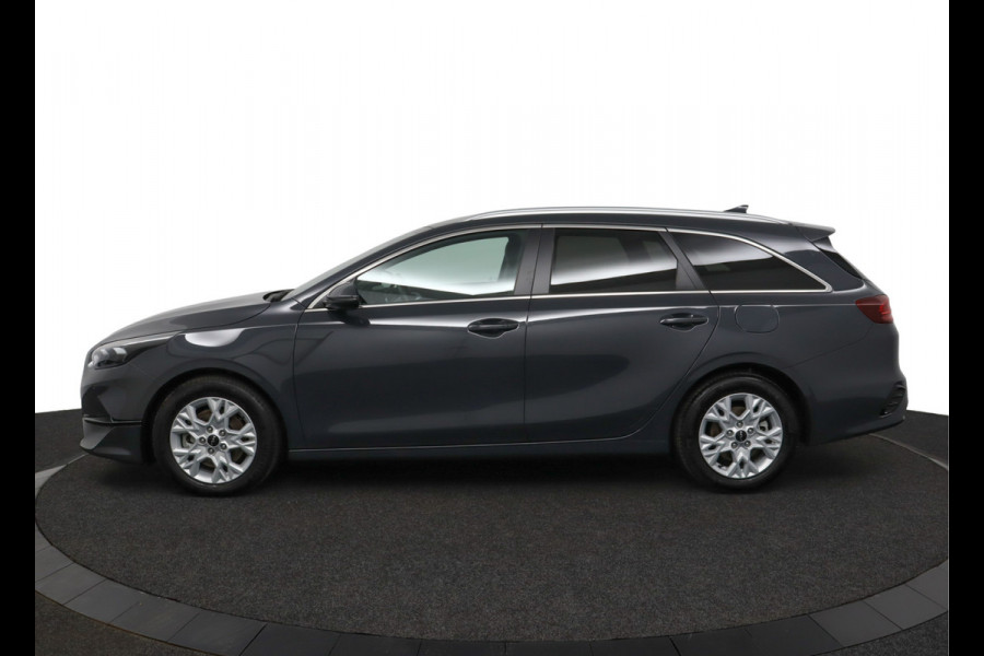 Kia Ceed Sportswagon 1.5 T-GDi DynamicPlusLine Apple Carplay/Android Auto - Cruise Control Adaptief - Dodehoekdetectie - Navigatiesysteem - Stuur/Stoelverwarming - Fabrieksgarantie tot 08-2031