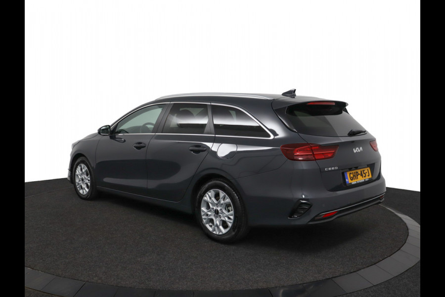 Kia Ceed Sportswagon 1.5 T-GDi DynamicPlusLine Apple Carplay/Android Auto - Cruise Control Adaptief - Dodehoekdetectie - Navigatiesysteem - Stuur/Stoelverwarming - Fabrieksgarantie tot 08-2031