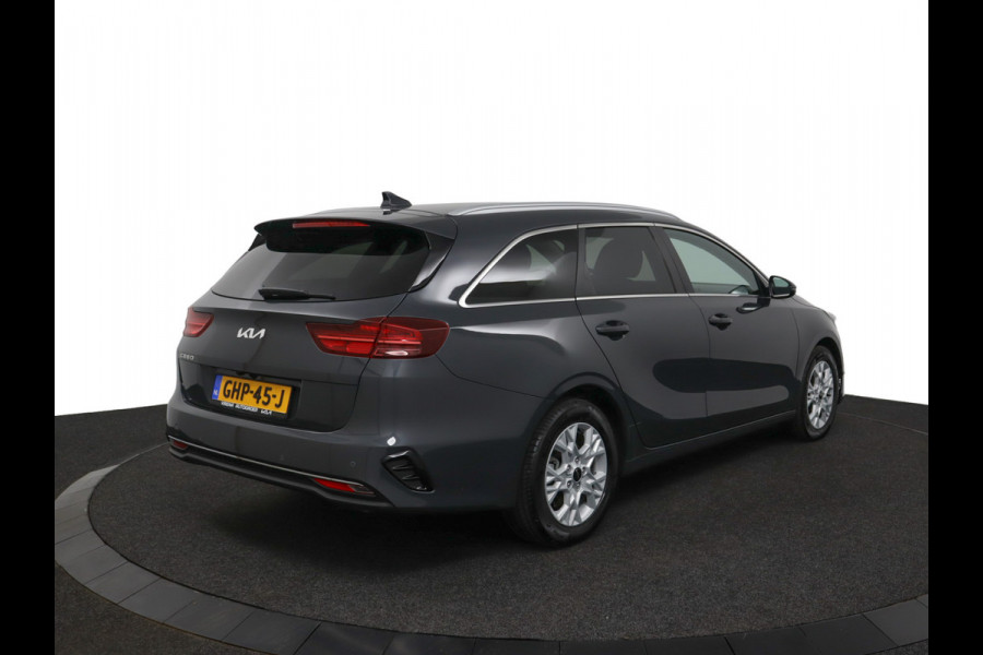 Kia Ceed Sportswagon 1.5 T-GDi DynamicPlusLine Apple Carplay/Android Auto - Cruise Control Adaptief - Dodehoekdetectie - Navigatiesysteem - Stuur/Stoelverwarming - Fabrieksgarantie tot 08-2031