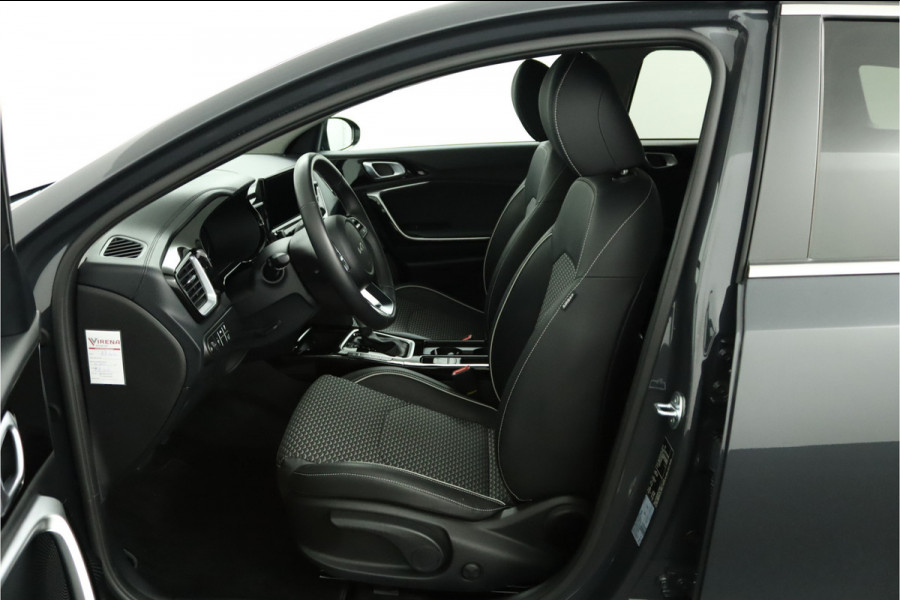 Kia Ceed Sportswagon 1.5 T-GDi DynamicPlusLine Apple Carplay/Android Auto - Cruise Control Adaptief - Dodehoekdetectie - Navigatiesysteem - Stuur/Stoelverwarming - Fabrieksgarantie tot 08-2031