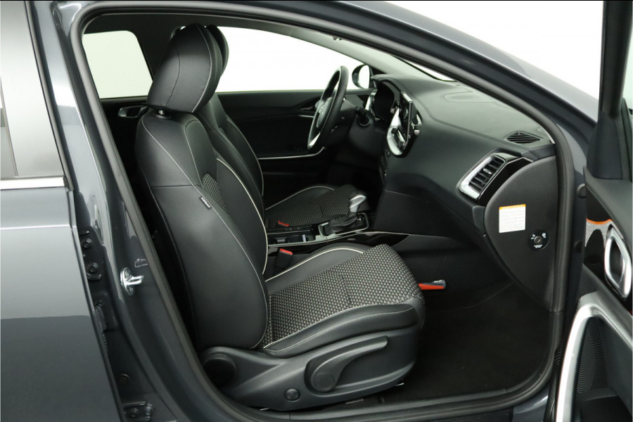 Kia Ceed Sportswagon 1.5 T-GDi DynamicPlusLine Apple Carplay/Android Auto - Cruise Control Adaptief - Dodehoekdetectie - Navigatiesysteem - Stuur/Stoelverwarming - Fabrieksgarantie tot 08-2031