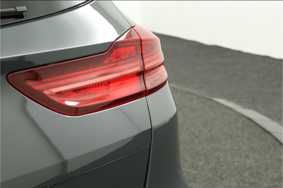 Kia Ceed Sportswagon 1.5 T-GDi DynamicPlusLine Apple Carplay/Android Auto - Cruise Control Adaptief - Dodehoekdetectie - Navigatiesysteem - Stuur/Stoelverwarming - Fabrieksgarantie tot 08-2031