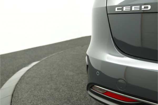 Kia Ceed Sportswagon 1.5 T-GDi DynamicPlusLine Apple Carplay/Android Auto - Cruise Control Adaptief - Dodehoekdetectie - Navigatiesysteem - Stuur/Stoelverwarming - Fabrieksgarantie tot 08-2031