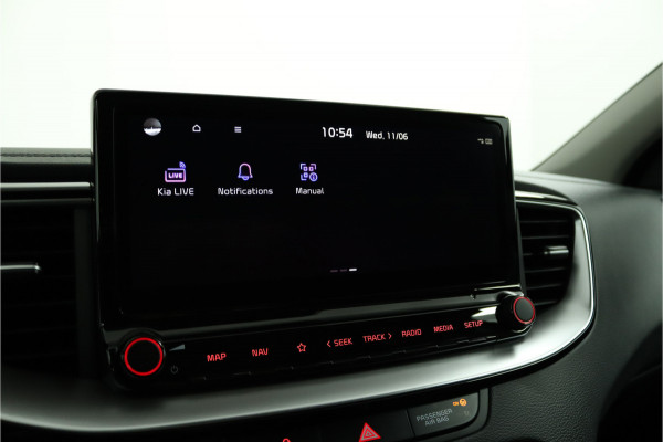 Kia Ceed Sportswagon 1.5 T-GDi DynamicPlusLine Apple Carplay/Android Auto - Cruise Control Adaptief - Dodehoekdetectie - Navigatiesysteem - Stuur/Stoelverwarming - Fabrieksgarantie tot 08-2031