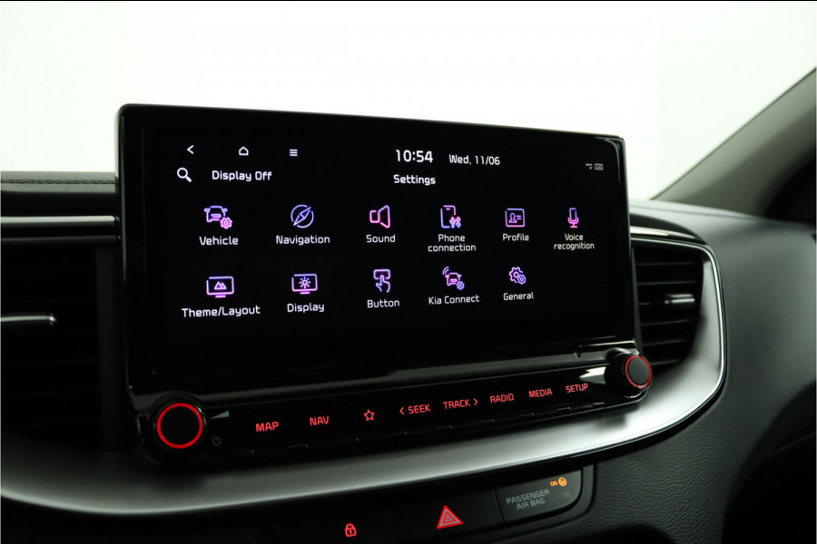 Kia Ceed Sportswagon 1.5 T-GDi DynamicPlusLine Apple Carplay/Android Auto - Cruise Control Adaptief - Dodehoekdetectie - Navigatiesysteem - Stuur/Stoelverwarming - Fabrieksgarantie tot 08-2031