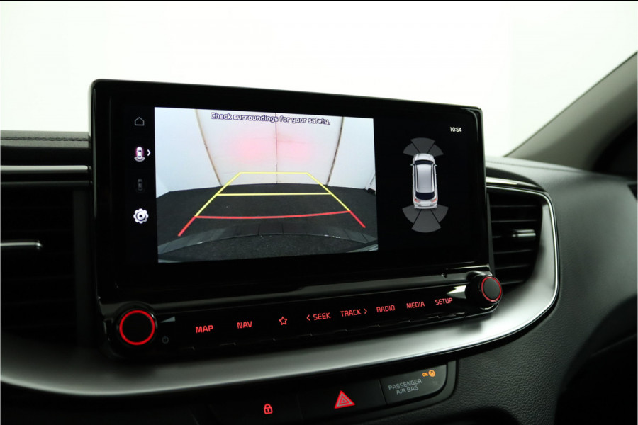 Kia Ceed Sportswagon 1.5 T-GDi DynamicPlusLine Apple Carplay/Android Auto - Cruise Control Adaptief - Dodehoekdetectie - Navigatiesysteem - Stuur/Stoelverwarming - Fabrieksgarantie tot 08-2031