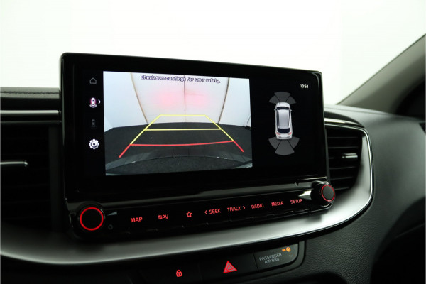Kia Ceed Sportswagon 1.5 T-GDi DynamicPlusLine Apple Carplay/Android Auto - Cruise Control Adaptief - Dodehoekdetectie - Navigatiesysteem - Stuur/Stoelverwarming - Fabrieksgarantie tot 08-2031