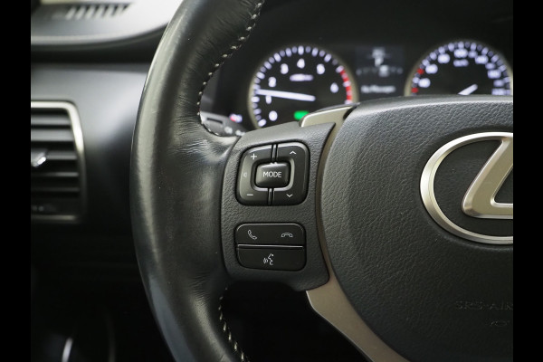 Lexus NX 300h | Camera | Cruise | Climate | Bluetooth | LED | Navigatie