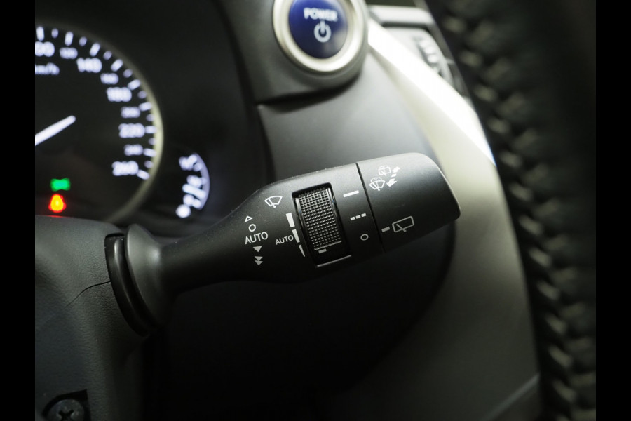 Lexus NX 300h | Camera | Cruise | Climate | Bluetooth | LED | Navigatie