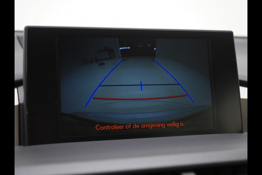 Lexus NX 300h | Camera | Cruise | Climate | Bluetooth | LED | Navigatie