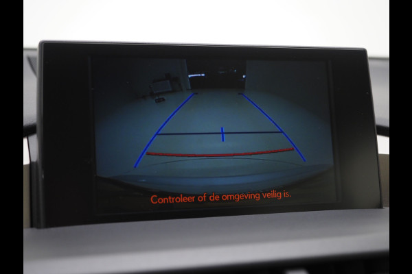 Lexus NX 300h | Camera | Cruise | Climate | Bluetooth | LED | Navigatie