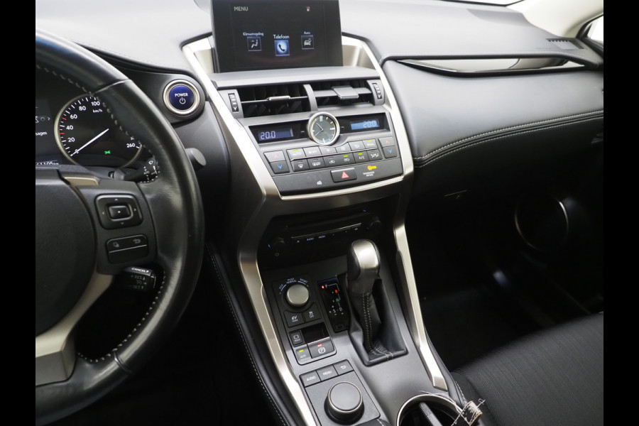 Lexus NX 300h | Camera | Cruise | Climate | Bluetooth | LED | Navigatie