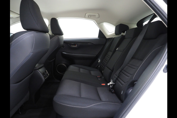 Lexus NX 300h | Camera | Cruise | Climate | Bluetooth | LED | Navigatie