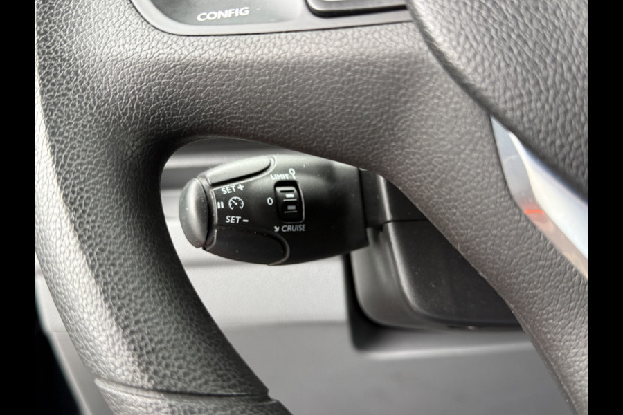 Peugeot Expert 1.6 HDI 100 PK / L2H1 / AIRCO / CRUISE / NAVI / CARPLAY / PDC / 3-ZITS