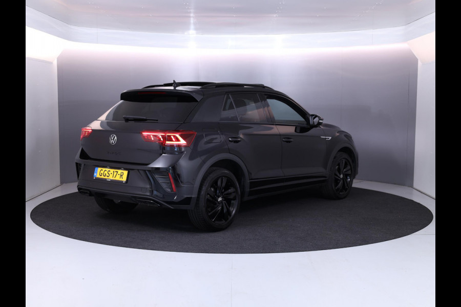Volkswagen T-Roc 1.5 TSI R-Line 150 PK DSG (Automaat) | Verlengde garantie |  Panorama dak | Black Style | Parkeercamera | Matrix koplampen |