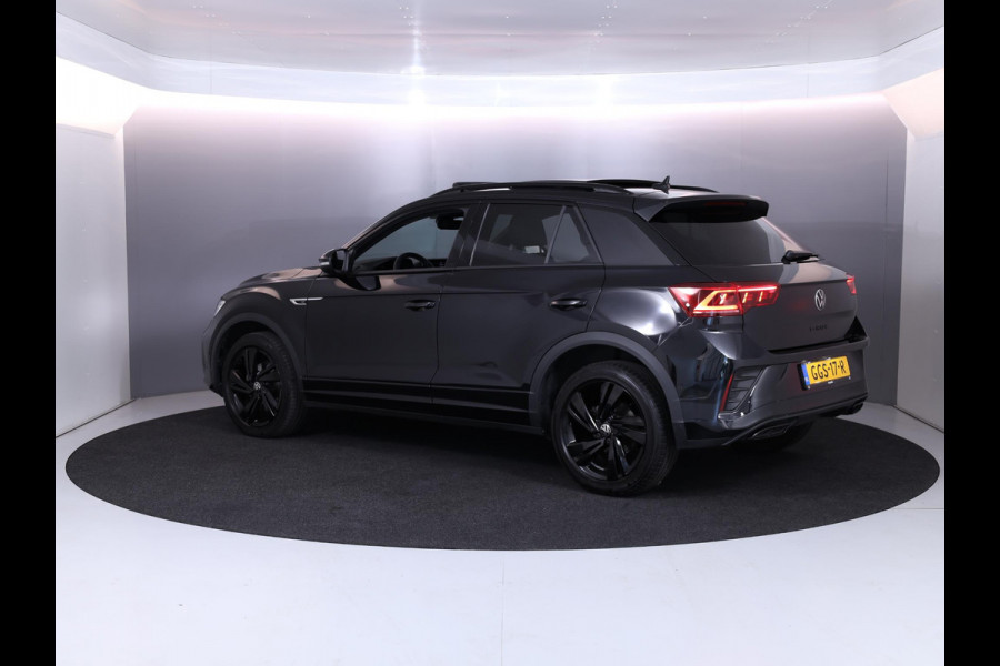 Volkswagen T-Roc 1.5 TSI R-Line 150 PK DSG (Automaat) | Verlengde garantie |  Panorama dak | Black Style | Parkeercamera | Matrix koplampen |