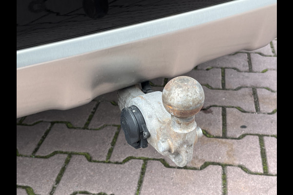 Volvo XC60 2.0 T5 Momentum Pro | ACC | Leder | Trekhaak | Pano | Intellisafe Pro Line | Navi |