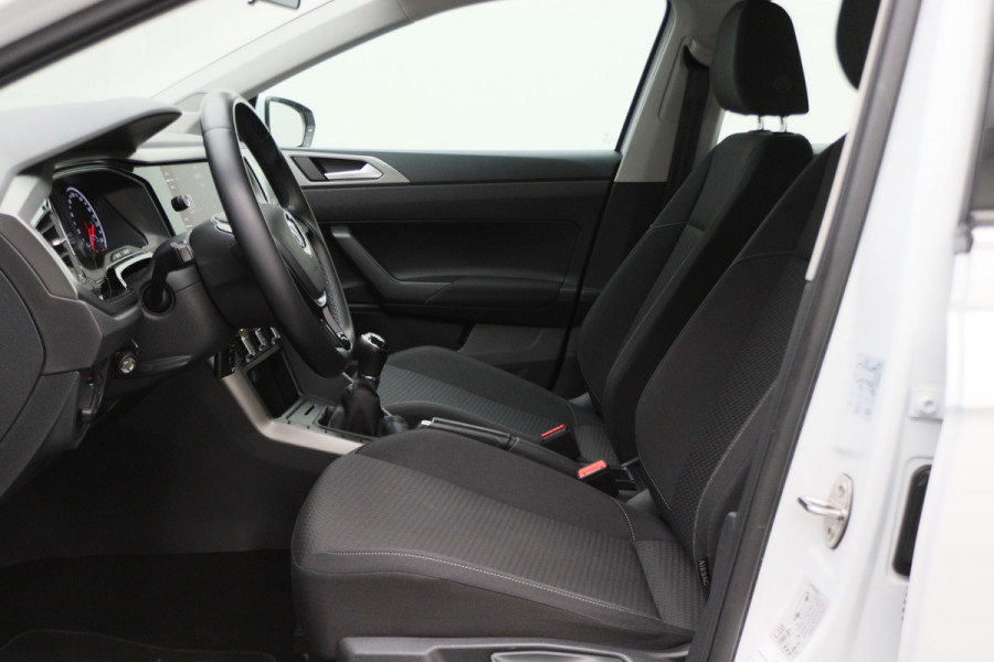 Volkswagen Polo 1.0 TSI Comfortline Business LED, Apple Carplay, Bluetooth, Airco, 15"