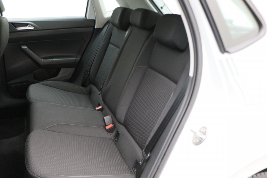 Volkswagen Polo 1.0 TSI Comfortline Business LED, Apple Carplay, Bluetooth, Airco, 15"