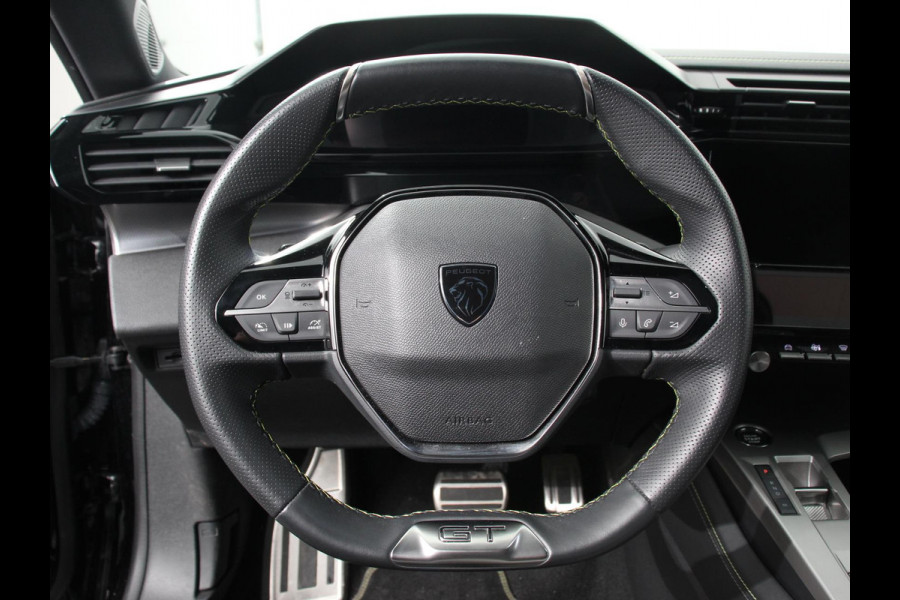 Peugeot 308 1.2 PureTech GT | DEMO ! | Climate control Adaptive cruise control Parkeersensoren Achteruitrijcamera Navigatie LED Apple Carplay/ Android Auto