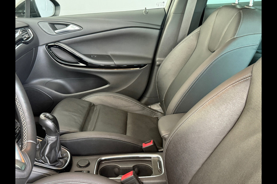 Opel Astra 1.4 150pk BNS Executive Leder|PDC V+A|Keyles|LED