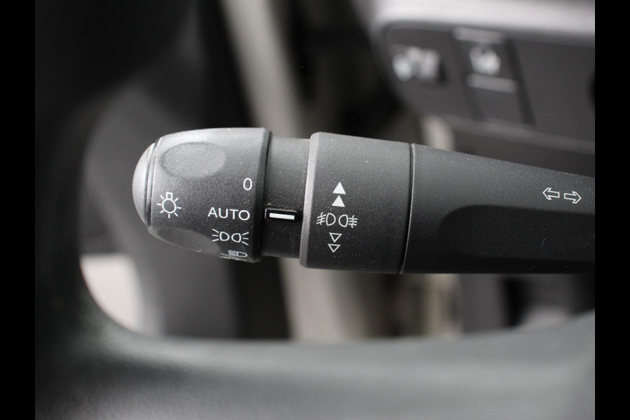 Citroën C3 1.2 PureTech S&S Feel Edition Airco Cruise control Navigatie Parkeersensor achter Apple Carplay/ Android Auto