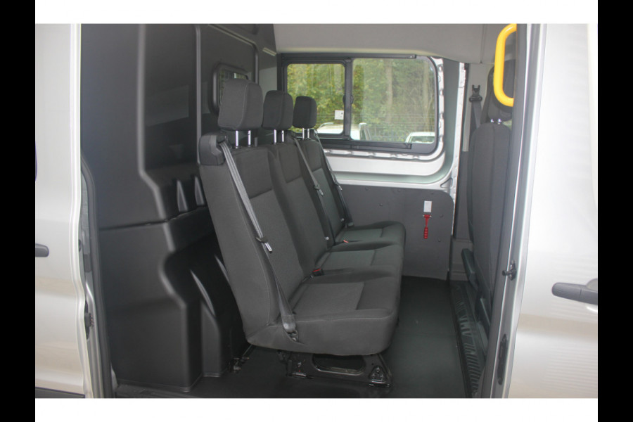 Ford Transit 350 2.0 TDCI 165pk L3H2 Dubbel Cabine Trend 6 zits - Carplay - Trekhaak - Camera - 2800kg Trekgewicht - Rijklaar