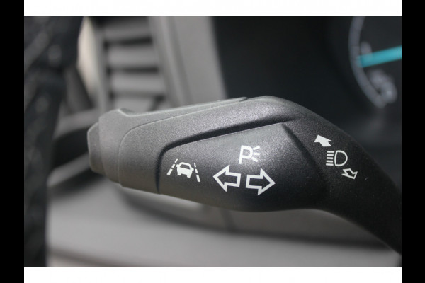 Ford Transit 350 2.0 TDCI 165pk L3H2 Dubbel Cabine Trend 6 zits - Carplay - Trekhaak - Camera - 2800kg Trekgewicht - Rijklaar