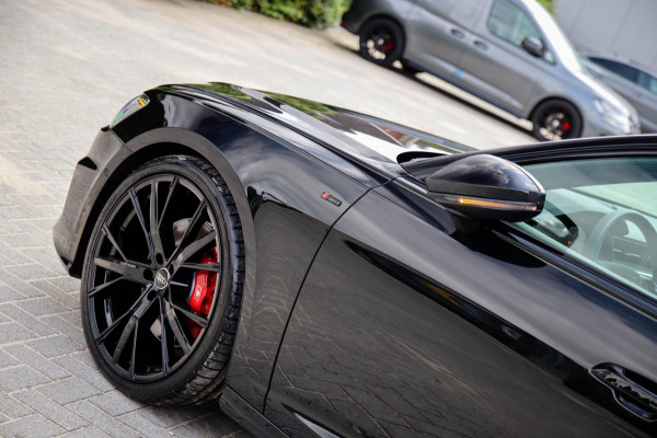 Audi A6 Avant 55 TFSI e Quattro Competition S line Edition 367pk Automaat! Kuipstoelen|Panoramadak|Virtual Cockpit|HD Matrix|Black