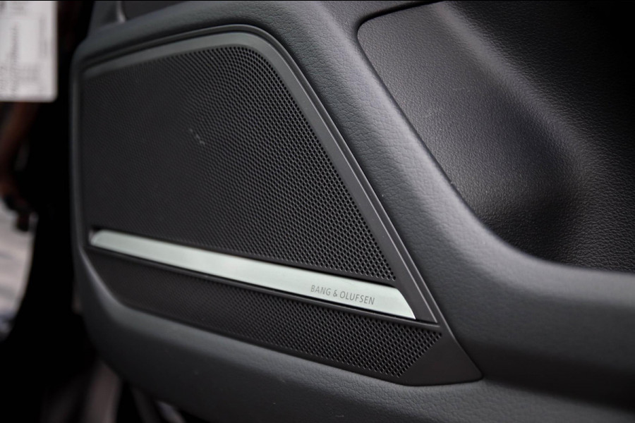 Audi A6 Avant 55 TFSI e Quattro Competition S line Edition 367pk Automaat! Kuipstoelen|Panoramadak|Virtual Cockpit|HD Matrix|Black