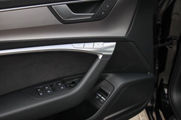Audi A6 Avant 55 TFSI e Quattro Competition S line Edition 367pk Automaat! Kuipstoelen|Panoramadak|Virtual Cockpit|HD Matrix|Black