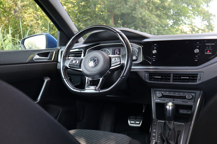 Volkswagen Polo 1.5 TSI Highline Business R | Automaat | Panoramadak |