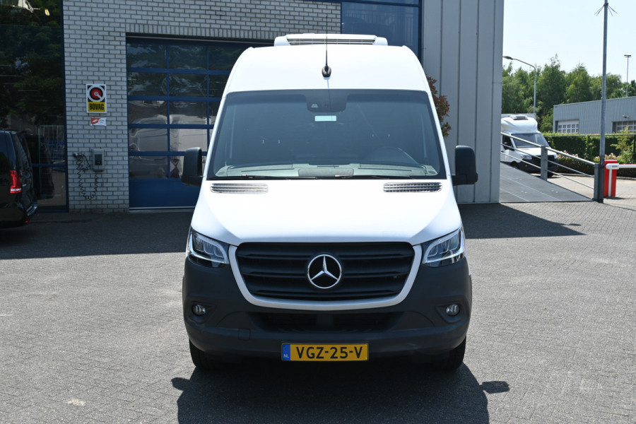 Mercedes-Benz Sprinter 316 CDI L2H2 Harderwijk KOEL/VRIES D/N Thermo King 3500 kg Trekgewicht, LED, MBUX navigatie met camera, Leder stuurwiel