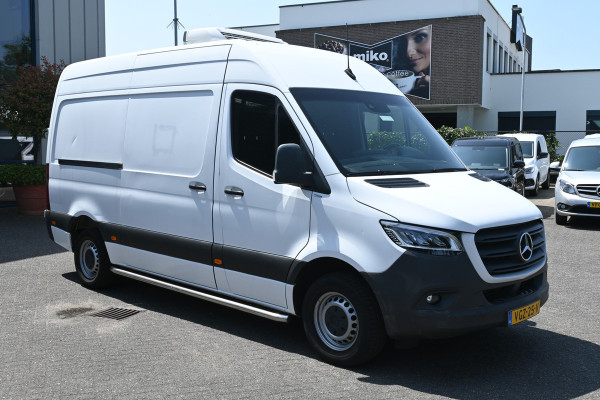 Mercedes-Benz Sprinter 316 CDI L2H2 Harderwijk KOEL/VRIES D/N Thermo King 3500 kg Trekgewicht, LED, MBUX navigatie met camera, Leder stuurwiel