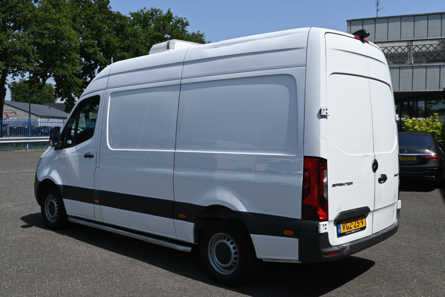 Mercedes-Benz Sprinter 316 CDI L2H2 Harderwijk KOEL/VRIES D/N Thermo King 3500 kg Trekgewicht, LED, MBUX navigatie met camera, Leder stuurwiel