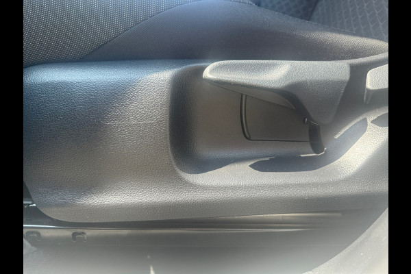 Toyota C-HR 1.8 Hybrid Active Automaat (BOVAG/RIJKLAARPRIJS)