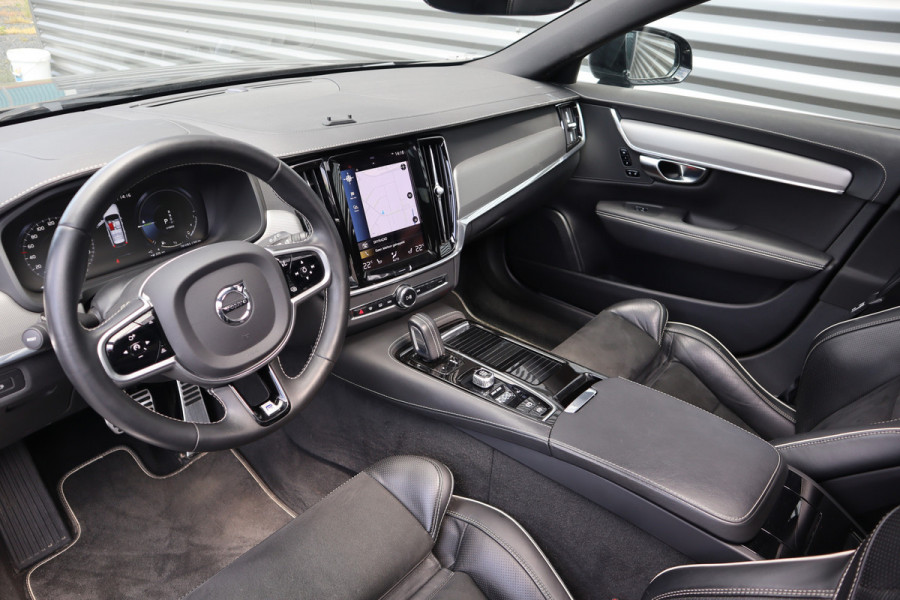 Volvo V90 2.0 T8 AWD R-Design Panorama dak / Adaptieve Cruise / Camera / Pine Grey