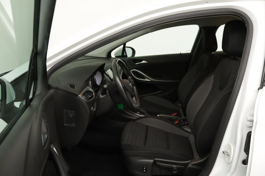 Opel Astra Sports Tourer 1.4 Edition Automaat (CAMERA, CLIMATE, CRUISE CONTROL, NAVIGATIE, NL-AUTO, GOED ONDERHOUDEN)