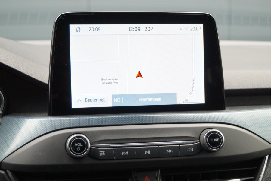 Ford Focus 1.0 EcoBoost Hybrid Active Business | Navigatie | Winter Pack | Achteruitrijcamera