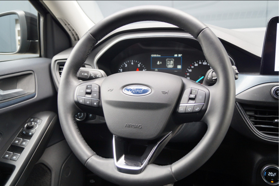 Ford Focus 1.0 EcoBoost Hybrid Active Business | Navigatie | Winter Pack | Achteruitrijcamera