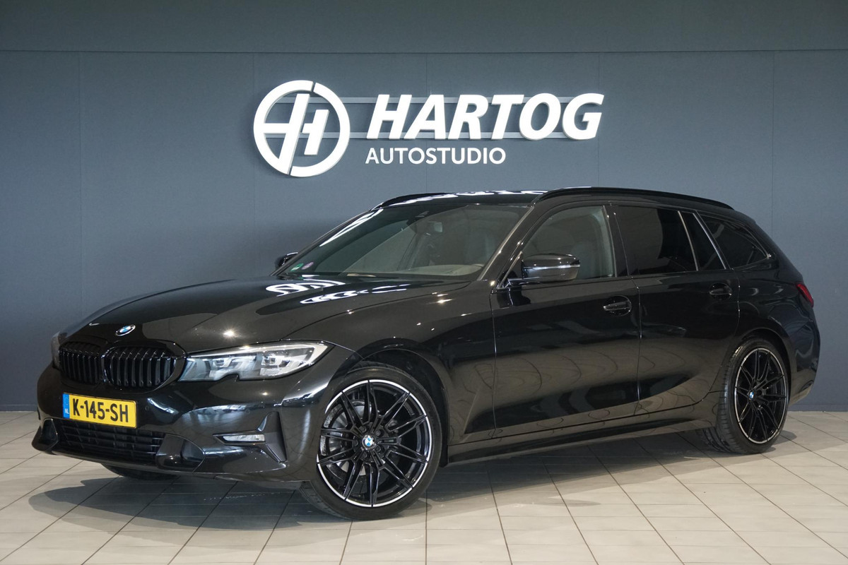 BMW 3 Serie Touring 318i High Executive *INCL. BTW* + HEAD-UP / SPORTSTOEL / 19'' LMV BMW 3 Serie Touring 318i High Executive *INCL. BTW* + HEAD-UP / SPORTSTOEL / 19'' LMV
