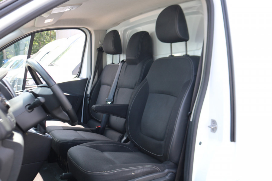 Renault Trafic 2.0 dCi 145pk L2 H1 Airco Navigatie Camera
