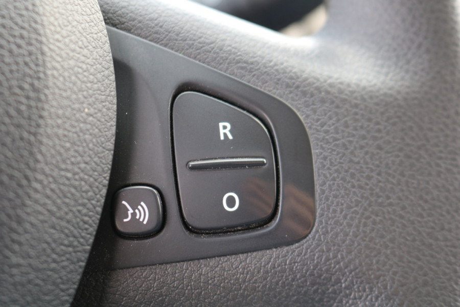 Renault Trafic 2.0 dCi 145pk L2 H1 Airco Navigatie Camera