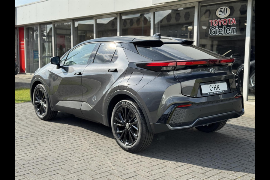 Toyota C-HR Plug-in Hybrid 223pk GR Sport | Stoel + Stuurverwarming, Elektrische achterklep, Groot scherm, Parkeersensoren, Blind spot