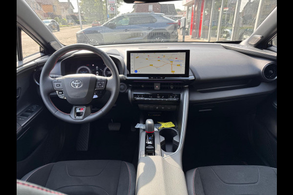 Toyota C-HR Plug-in Hybrid 223pk GR Sport | Stoel + Stuurverwarming, Elektrische achterklep, Groot scherm, Parkeersensoren, Blind spot