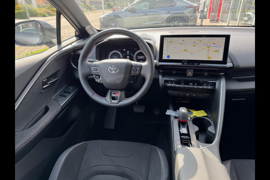 Toyota C-HR Plug-in Hybrid 223pk GR Sport | Stoel + Stuurverwarming, Elektrische achterklep, Groot scherm, Parkeersensoren, Blind spot