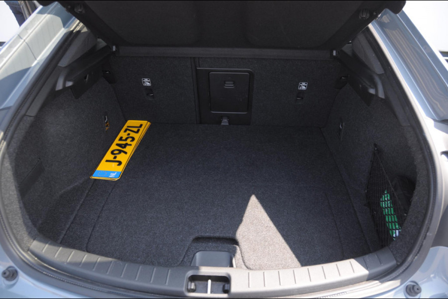 Polestar 2 Long Range Dual Motor Launch Edition / Adaptieve cruise Control / 408PK / BLIS / 20” Velgen / Elektrische achterklep / Keyless / Elektrische stoelen / Stoel en stuurwielverwarming / Panoramadak